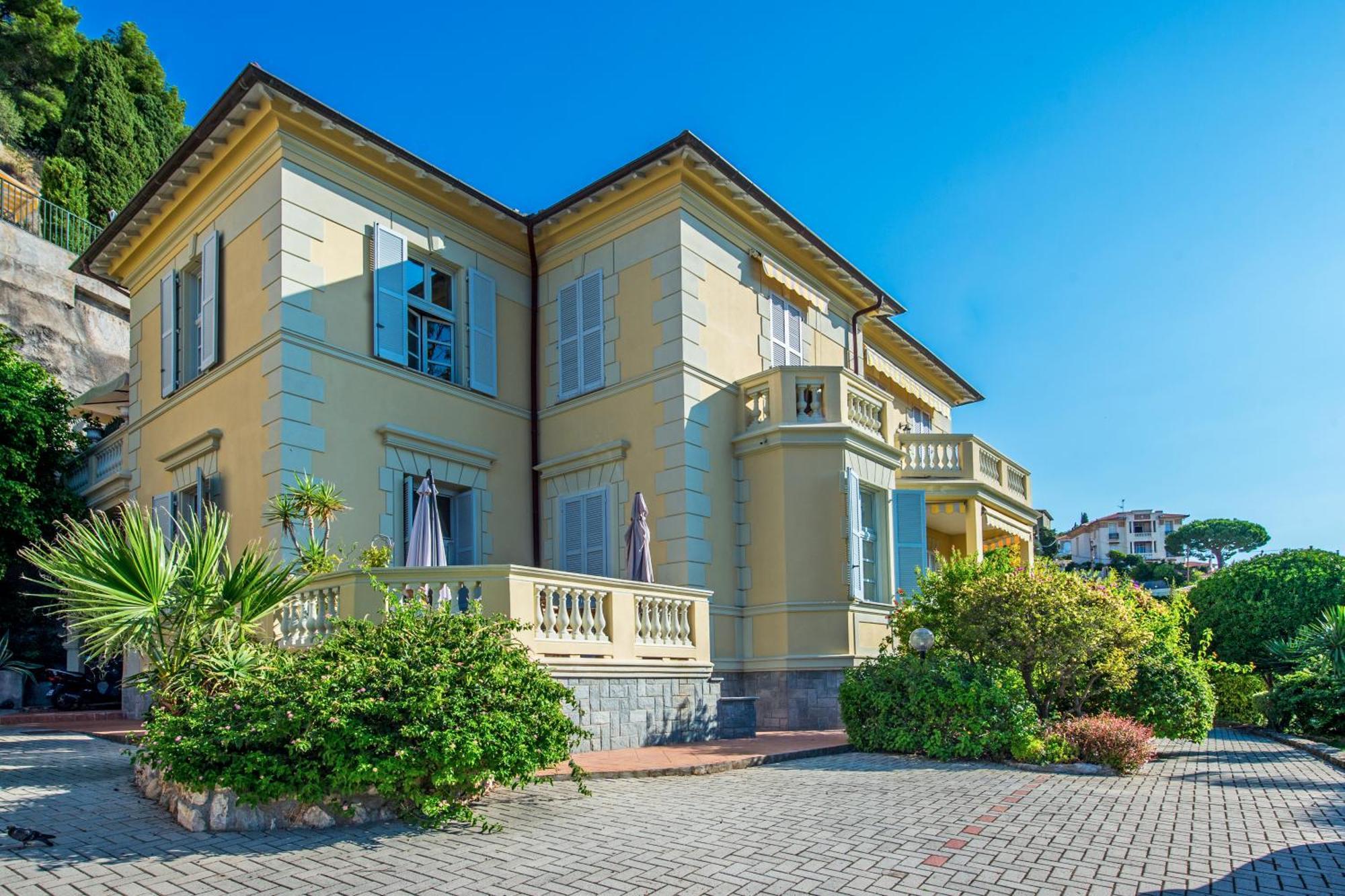 Oliviers -Agreable 2 Pieces Dans Maison Bourgeoise Menton Extérieur photo