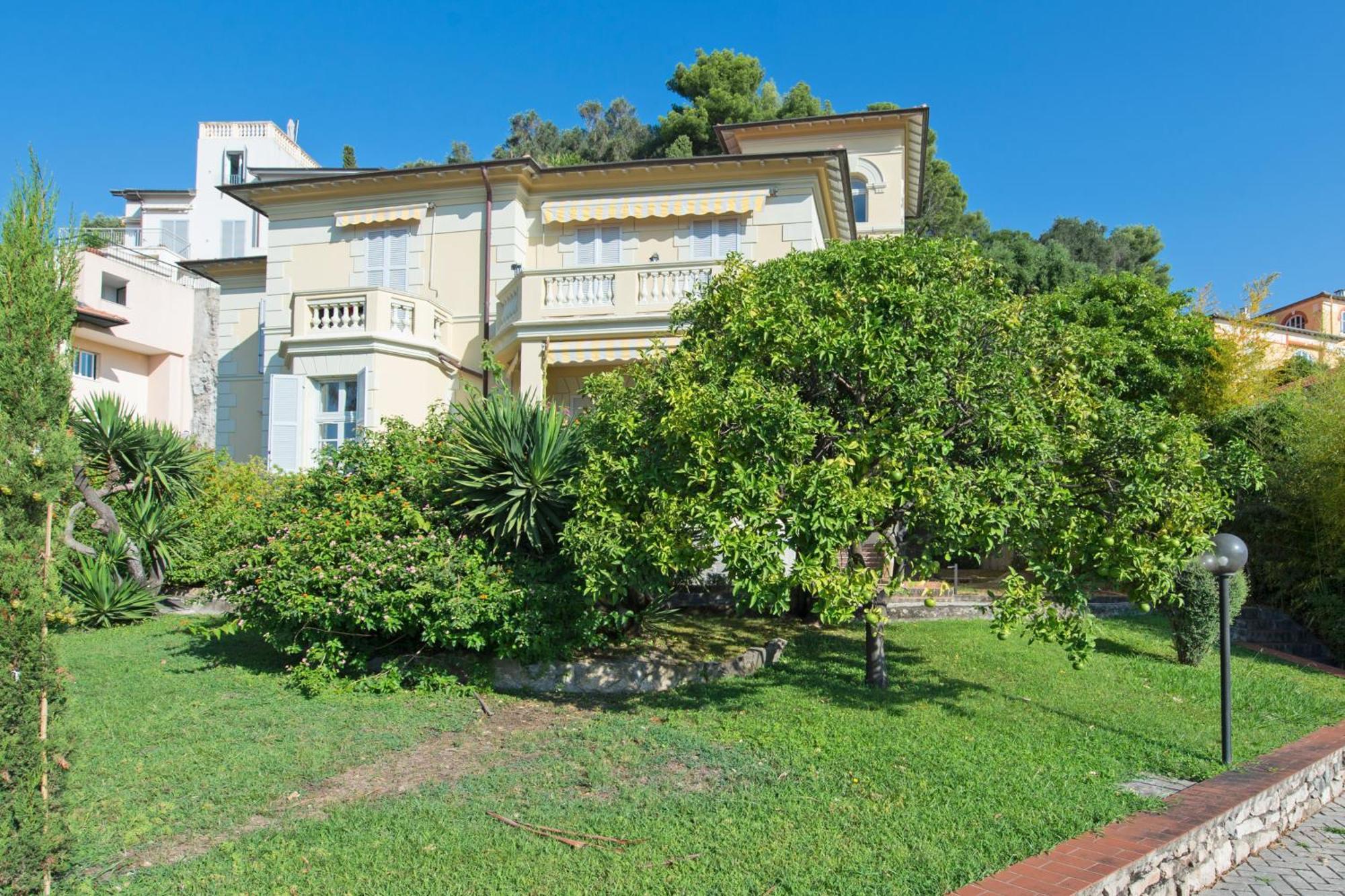 Oliviers -Agreable 2 Pieces Dans Maison Bourgeoise Menton Extérieur photo